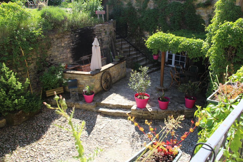 Domaine D'Alcapies Bed & Breakfast Saint-Jean-d'Alcapies Exterior photo